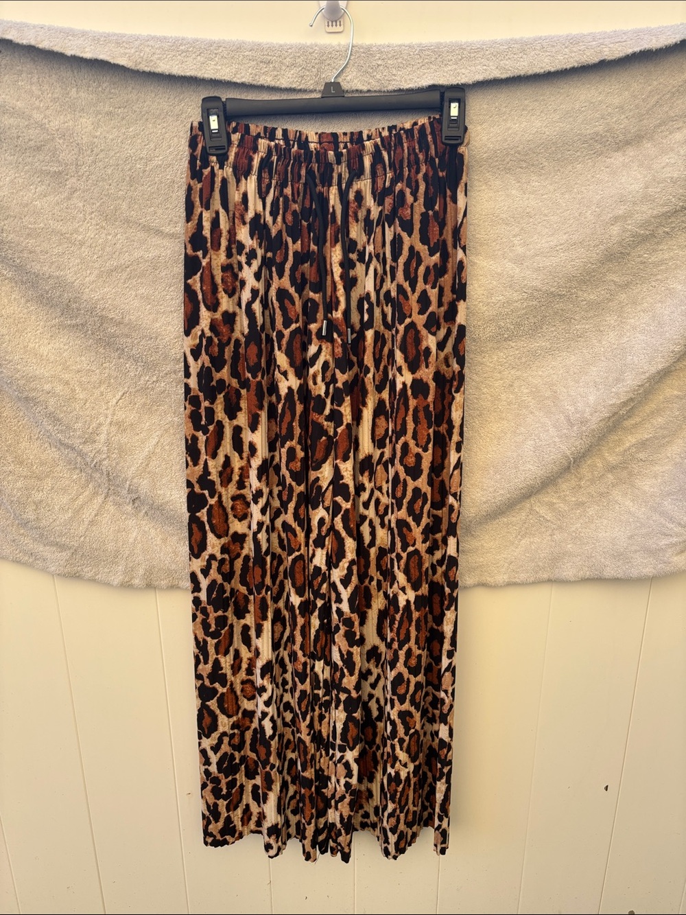Leopard Print Pleated Pants - Animal Print